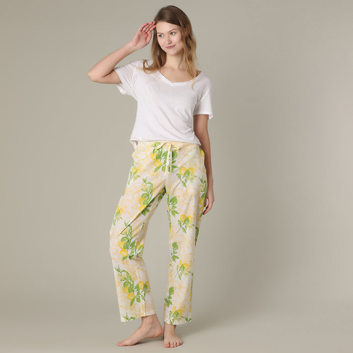 Sorrento White  Pant in a bag