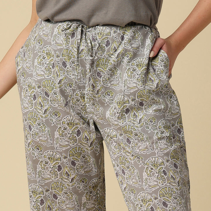 Henna  Pant in a bag