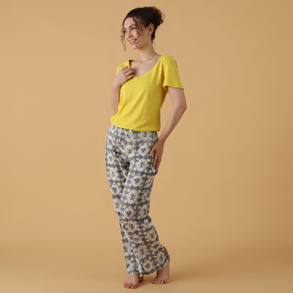 Anne  Pant in a bag