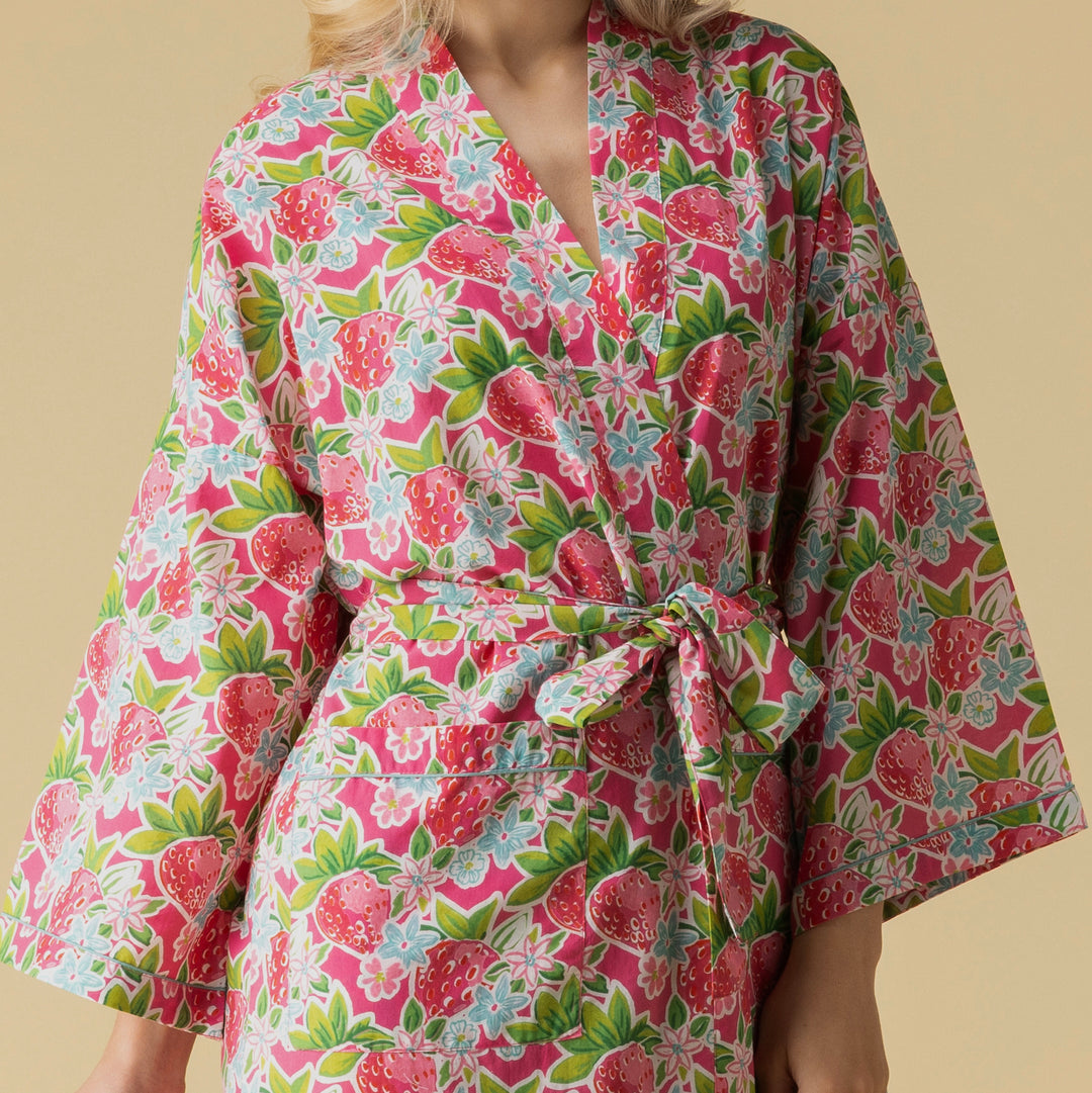 Very Strawberry  Short Robe